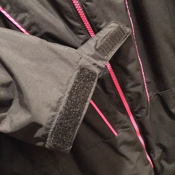 Jacket 🧥 - Picture 2 of 10